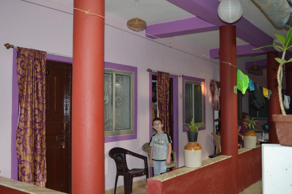 Cactus Guesthouse أرامبول المظهر الخارجي الصورة