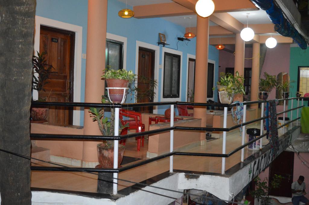 Cactus Guesthouse أرامبول المظهر الخارجي الصورة